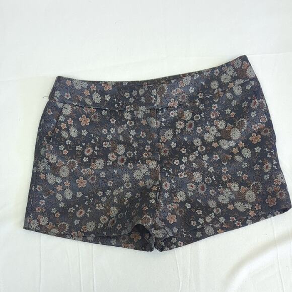 LOFT floral embroidered Tailored Shorts size 6 - Picture 1 of 5